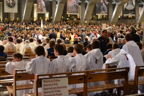 Messe internationale a Lourdes